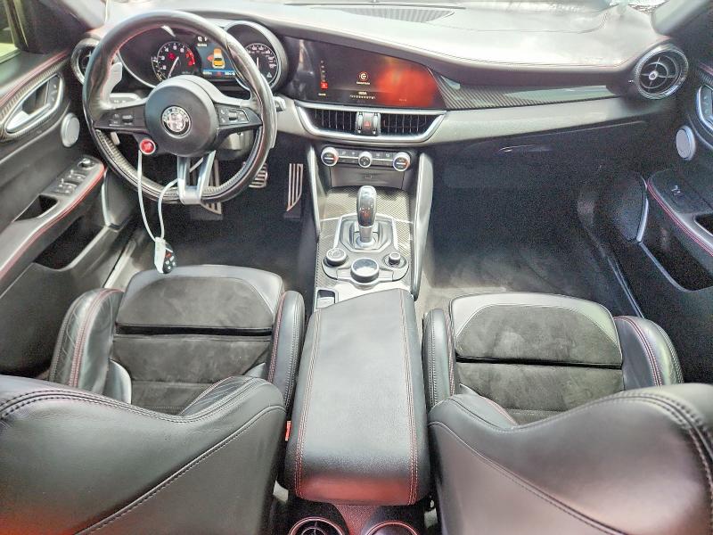 2017 Alfa romeo Giulia VIN ZARFAEAV2H7518277 COPART salvage auction — FRONT END, FL - CERT OF TITLE SLVG REBUILDABLE, sold $3,600 on 2026-07-29 (photo 8)