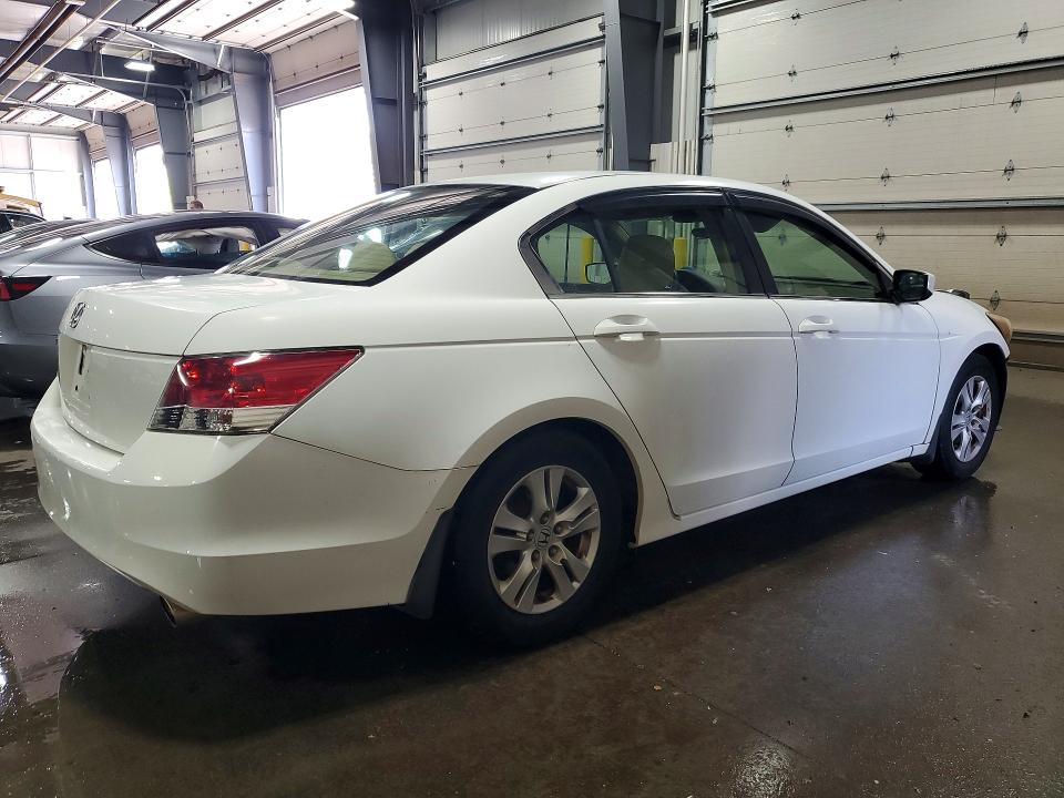 2008 Honda Accord VIN JHMCP26428C056190 COPART salvage auction — FRONT END, Al - Cert Of Title-Salvage Title, sold $525 on 2026-07-30 (photo 3)