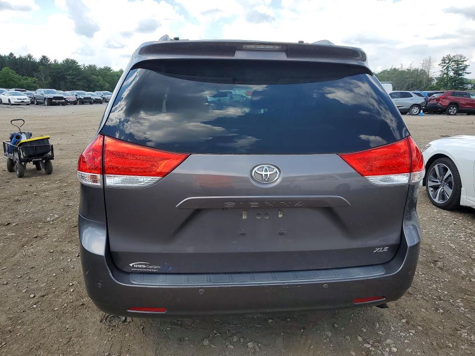 2013 Toyota Sienna VIN 5TDYK3DC4DS345182 COPART salvage auction — FRONT END, Md - Cert Of Salvage < 75% Damage, sold $3,650 on 2026-07-20 (photo 6)
