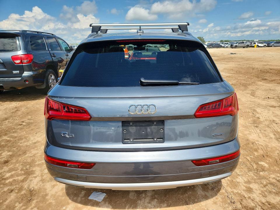 2020 Audi Q5 VIN WA1ANAFY0L2058993 COPART salvage auction — WATER/FLOOD, Tx - Salvage Title-Flood Damage, sold $7,800 on 2026-07-23 (photo 6)