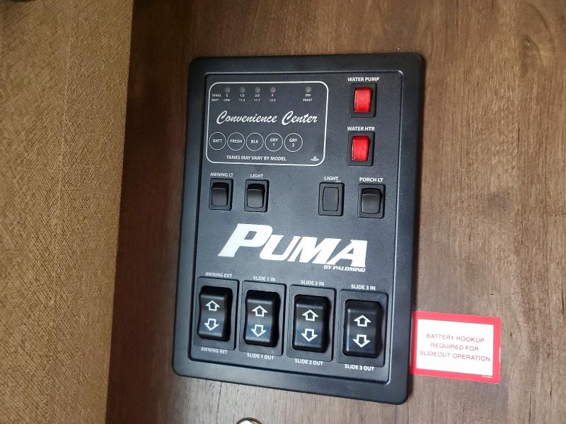 2017 Puma VIN 4X4TPUH22HP067394 COPART salvage auction — NORMAL WEAR, OH - CERT OF TITLE-SALVAGE, sold $8,200 on 2026-07-09 (photo 8)