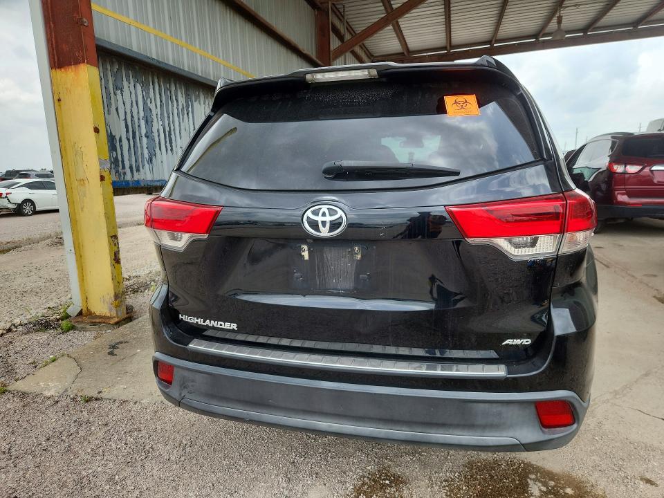 2019 Toyota Highlander VIN 5TDBZRFH4KS731255 COPART salvage auction — MINOR DENT/SCRATCHES, TX - CERTIFICATE OF TITLE, sold $9,400 on 2026-07-16 (photo 6)