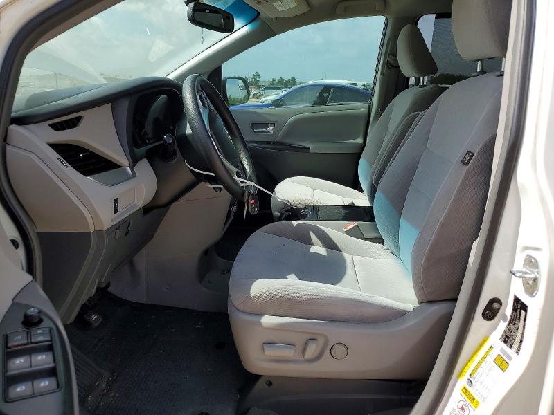 2017 Toyota Sienna VIN 5TDKZ3DC8HS888364 COPART salvage auction — REAR END, Tx - Salvage Vehicle Title, sold $4,500 on 2026-07-28 (photo 7)