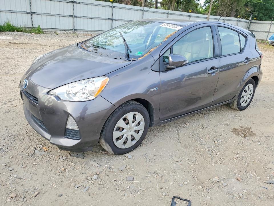 2014 Toyota Prius VIN JTDKDTB32E1565177 COPART salvage auction — REAR END, VA - CERT OF TITLE - SALVAGE, sold $825 on 2026-07-28 (photo 1)