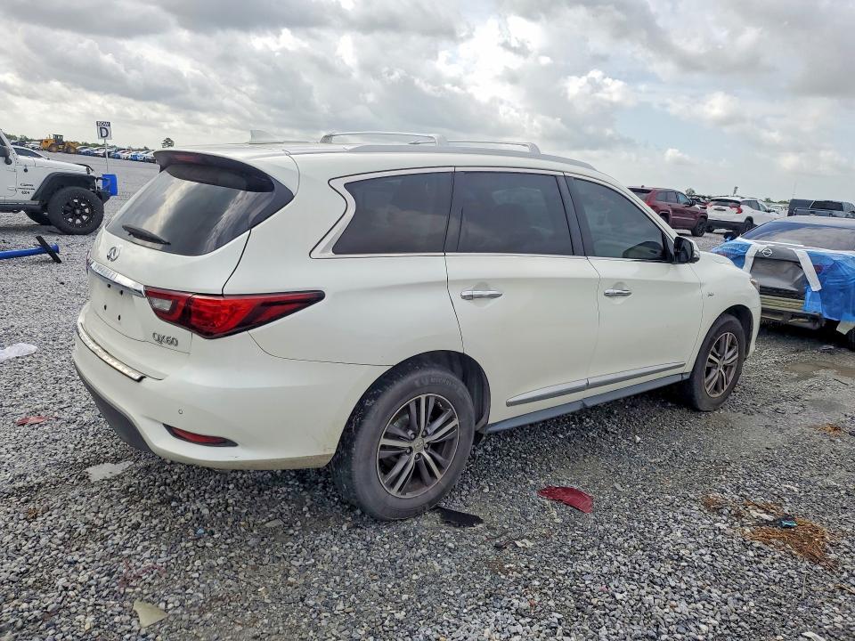 2019 Infiniti VIN 5N1DL0MM3KC502438 COPART salvage auction — MECHANICAL, La - Cert Of Title-Reconstructed, sold $7,950 on 2026-07-27 (photo 3)