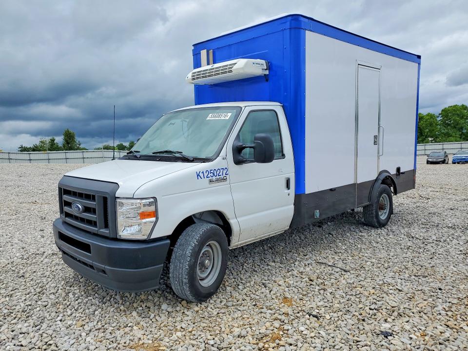 2024 Ford E-350 VIN 1FDWE3FN2RDD19580 COPART salvage auction — MINOR DENT/SCRATCHES, Oh - Certificate Of Title, sold $16,300 on 2026-07-06 (photo 1)