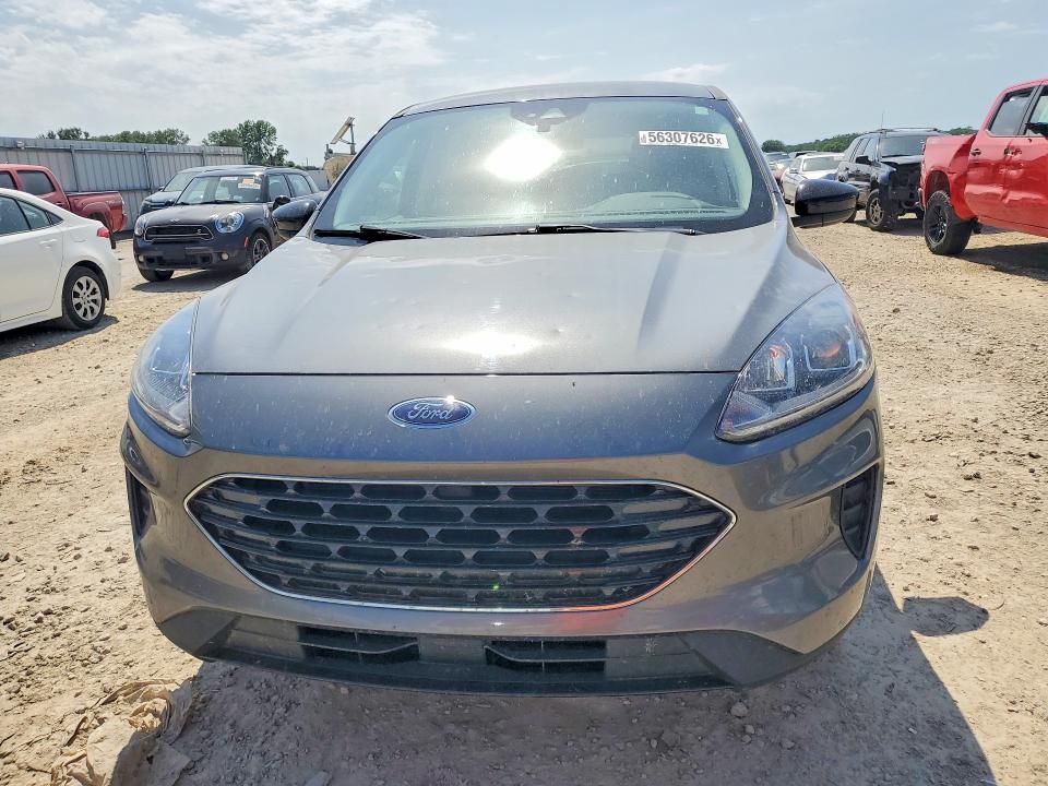 2021 Ford Escape VIN 1FMCU9BZ4MUB19861 COPART salvage auction — HAIL, Ks - Cert Of Title-Salvage, sold $8,500 on 2026-07-30 (photo 5)