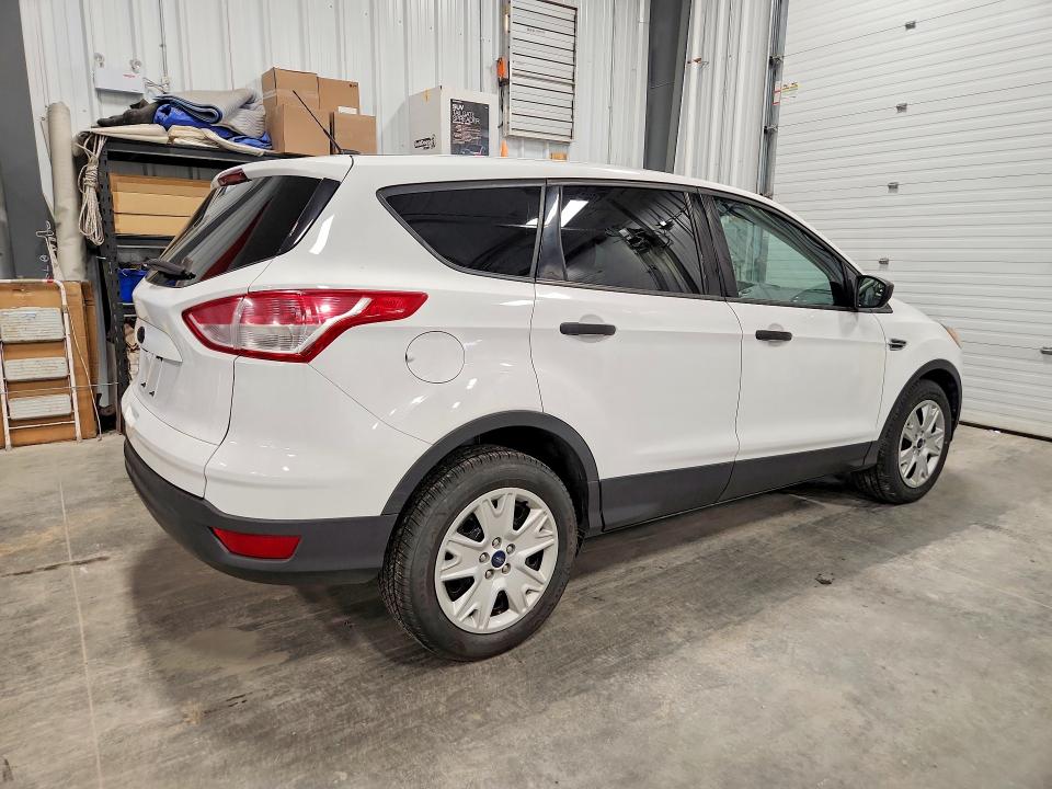2015 Ford Escape VIN 1FMCU0F78FUA33251 COPART salvage auction — MINOR DENT/SCRATCHES, QC - AUCUNE MENTION, sold $1,800 on 2026-07-03 (photo 3)