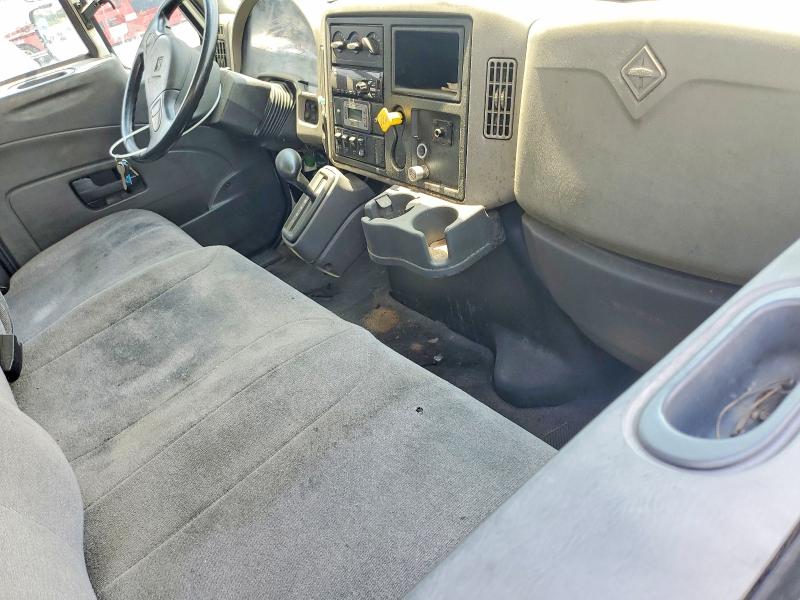 2018 International VIN 1HTMMMMLXJH524960 COPART salvage auction — MINOR DENT/SCRATCHES, Tx - Certificate Of Title (P), sold $7,200 on 2026-07-06 (photo 8)