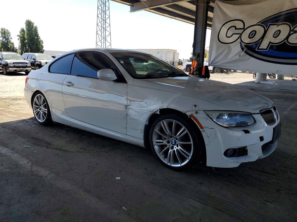 2011 BMW 3 series VIN WBAKG7C50BE598999 COPART salvage auction — FRONT END, Ca - Dis/Dlr/Exp App For Dup Clean, sold $400 on 2026-07-09 (photo 4)