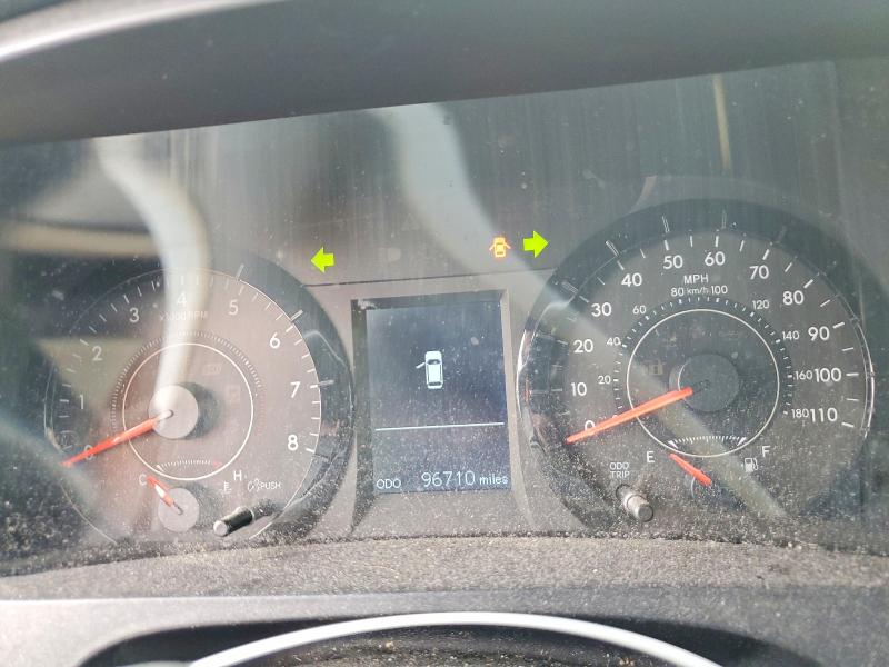 2017 Toyota Sienna VIN 5TDKZ3DC5HS817378 COPART salvage auction — REAR END, Il - Salvage Certificate, sold $4,250 on 2026-07-15 (photo 9)