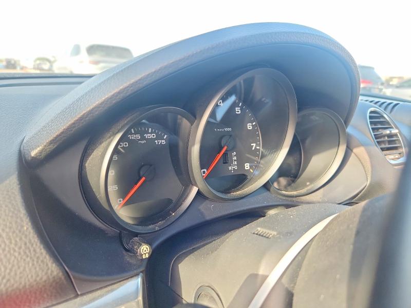 2019 Porsche Boxster VIN WP0CA2A88KS211061 COPART salvage auction — WATER/FLOOD, Tx - Salvage Title-Flood Damage, sold $15,100 on 2026-07-09 (photo 9)