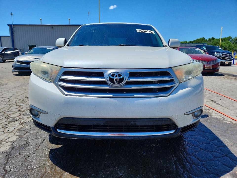 2013 Toyota VIN 5TDZK3EH1DS100547 COPART salvage auction — SIDE, Tn - Salvage Certificate, sold $3,000 on 2026-07-20 (photo 5)