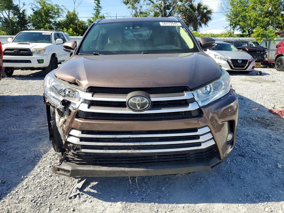 2019 Toyota VIN 5TDKZRFH1KS312604 COPART salvage auction — FRONT END, Fl - Certificate Of Destruction, sold $6,800 on 2026-07-14 (photo 5)