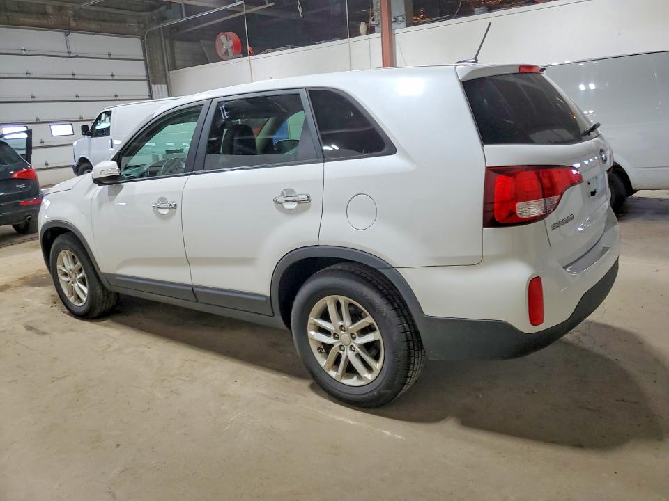 2015 Kia Sorento VIN 5XYKT3A62FG590077 COPART salvage auction — HAIL, Salvage Title, sold $1,300 on 2026-07-28 (photo 2)