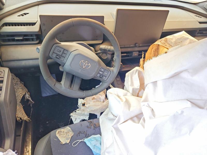 2026 Toyota Rav4 VIN JTM7ERAV7TJ000820 COPART salvage auction — BURN, WA - BILL OF SALE, sold $12,400 on 2026-07-31 (photo 8)