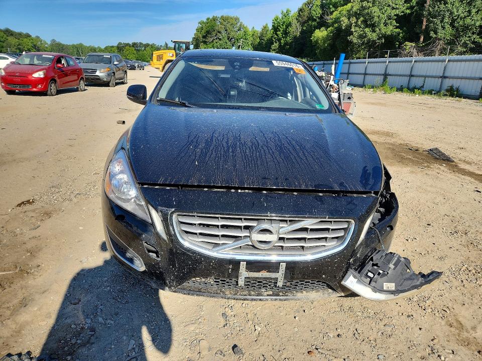 2013 Volvo S60 VIN YV1612FHXD2200730 COPART salvage auction — FRONT END, Va - Cert Of Title - Salvage, sold $200 on 2026-07-07 (photo 5)