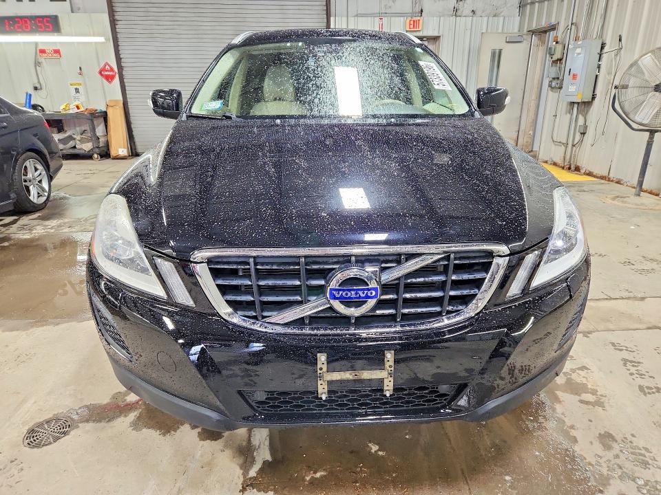 2012 Volvo VIN YV4952DZXC2240353 COPART salvage auction — FRONT END, Il - Salvage Certificate, sold $2,250 on 2026-07-21 (photo 5)
