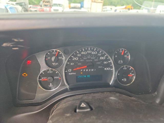 2017 Gmc Savana VIN 1GTW7AFF2H1137860 COPART salvage auction — FRONT END, MD - CERTIFICATE OF TITLE, sold $150 on 2026-07-09 (photo 9)