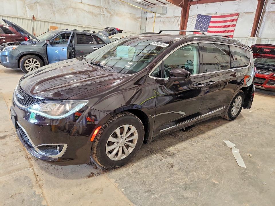 2018 Chrysler VIN 2C4RC1BG6JR270002 COPART salvage auction — REAR END, Wi - Certificate Of Title, sold $3,200 on 2026-07-22 (photo 1)