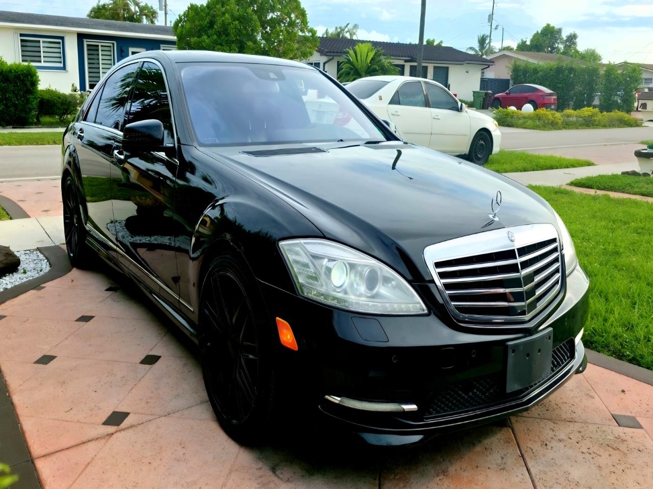 2013 Mercedes-Benz S-Class VIN WDDNG7DBXDA505135 COPART salvage auction — Minor Dent/Scratches, MD - CERT OF SALVAGE > 75% DAMAGE (P), sold $1,850 on 2026-07-01 (photo 2)