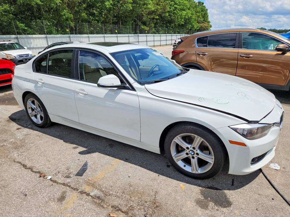 2014 BMW VIN WBA3A5G51ENP27874 COPART salvage auction — SIDE, GA - CERT OF TITLE-SALVAGE, sold $2,600 on 2026-07-24 (photo 4)