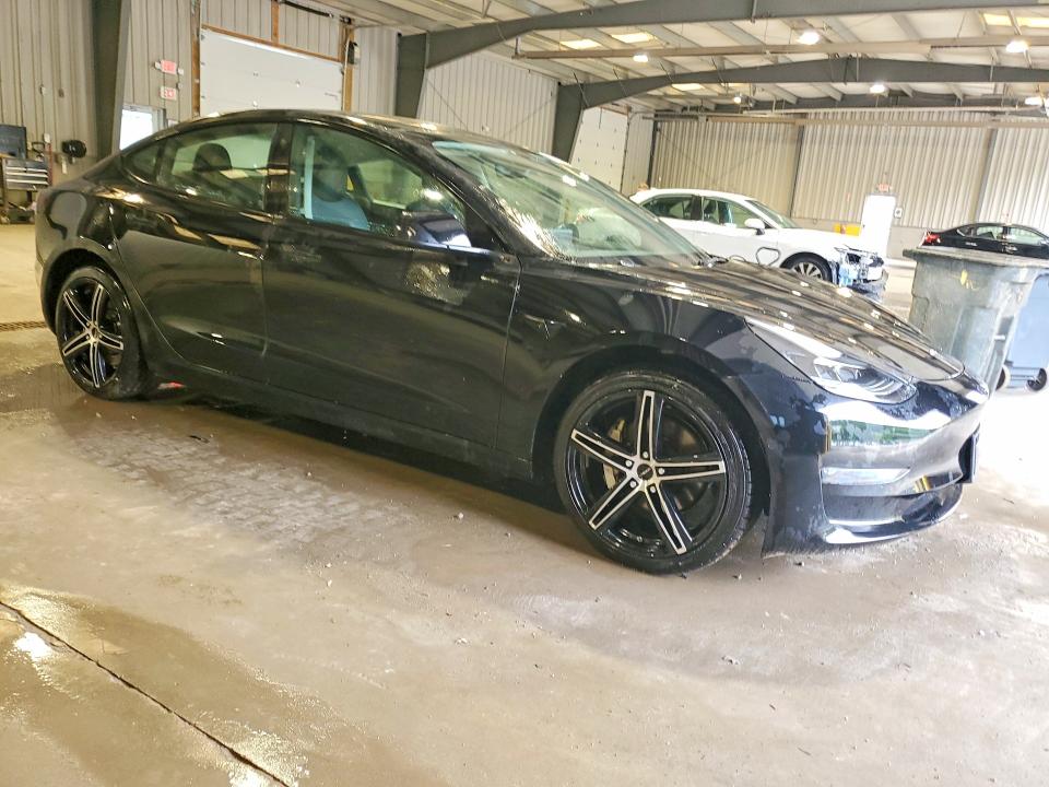 2022 Tesla Model 3 VIN 5YJ3E1EA8NF369669 COPART salvage auction — UNDERCARRIAGE, VA - CERTIFICATE OF TITLE, sold $3,700 on 2026-07-08 (photo 4)