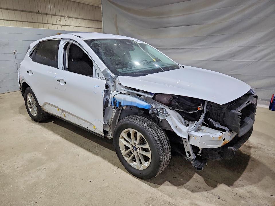 2022 Ford Escape VIN 1FMCU9G63NUA75433 COPART salvage auction — FRONT END, NH - CERTIFICATE OF TITLE, sold $1,850 on 2026-07-09 (photo 4)