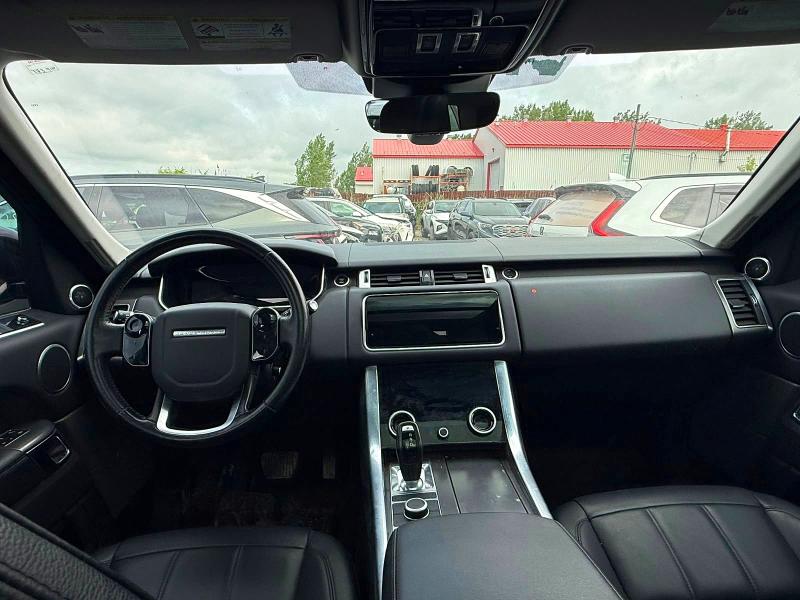 2018 Land rover RANGE ROVER VIN SALWG2RK3JA187924 COPART salvage auction — MINOR DENT/SCRATCHES, Qc - Aucune Mention (P), sold $25,250 on 2026-07-08 (photo 9)