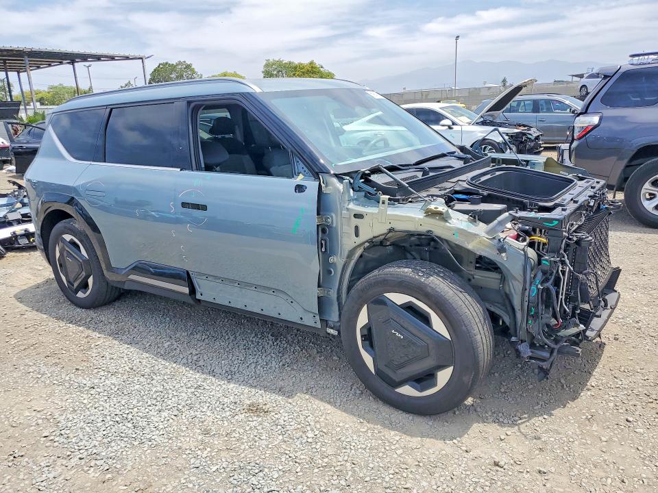2024 Kia Ev9 VIN KNDADFS52R6029773 COPART salvage auction — FRONT END, Ca - Salvage Certificate, sold $12,200 on 2026-07-31 (photo 4)