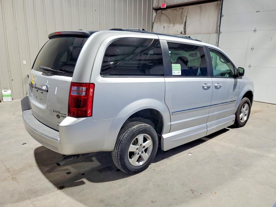 2009 Dodge Caravan VIN 2D8HN541X9R564554 COPART salvage auction — REAR END, Wv - Certificate Of Title, sold $4,800 on 2026-07-02 (photo 3)
