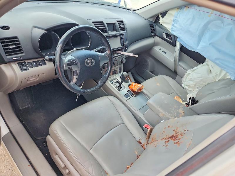 2013 Toyota Highlander VIN 5TDZK3EH6DS118381 COPART salvage auction — SIDE, Ms - Cert Of Title-Salvaged, sold $2,250 on 2026-07-22 (photo 8)