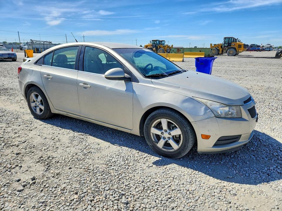 2014 Chevrolet Cruze VIN 1G1PC5SB2E7212441 COPART salvage auction — REAR END, Co - Salvage Title, sold $400 on 2026-07-02 (photo 4)