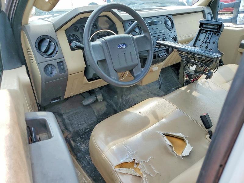 2008 Ford F-450 super duty VIN 1FDXF46Y58EA16271 COPART salvage auction — MINOR DENT/SCRATCHES, MO - CERTIFICATE OF TITLE, sold $1,550 on 2026-07-09 (photo 8)