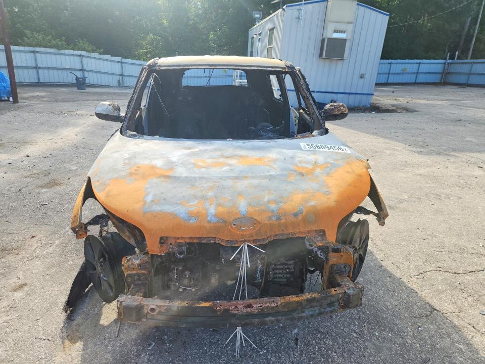 2016 Kia Soul VIN KNDJN2A20G7285267 COPART salvage auction — BURN, Fl - Certificate Of Destruction, sold $10 on 2026-07-06 (photo 5)