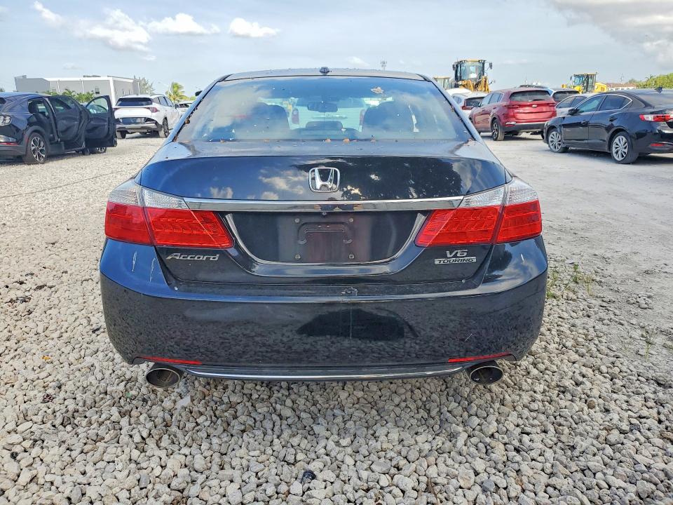 2014 Honda VIN 1HGCR3F94EA040269 COPART salvage auction — SIDE, Fl - Cert Of Title Slvg Rebuildable, sold $1,750 on 2026-07-02 (photo 6)