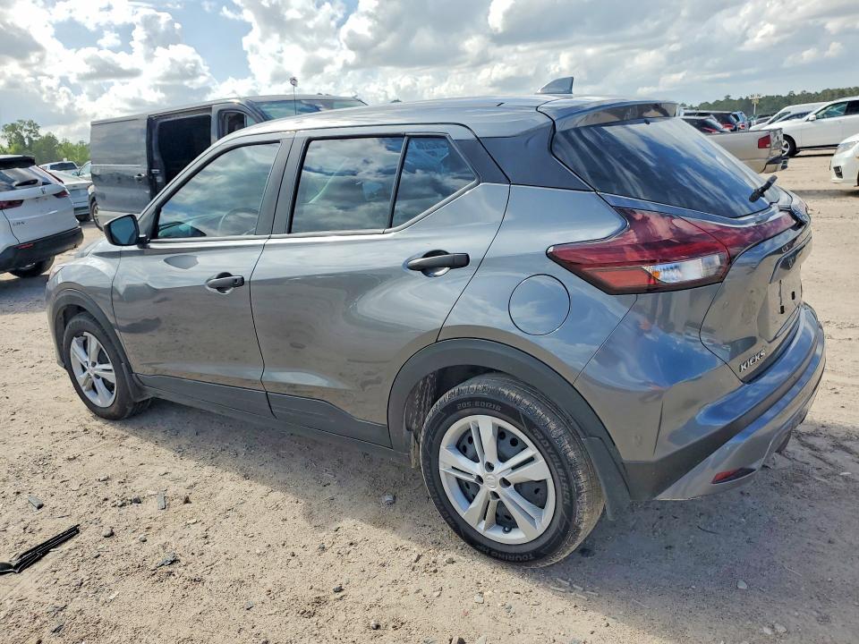 2024 Nissan Kicks VIN 3N1CP5BV2RL583916 COPART salvage auction — SIDE, Tx - Salvage Vehicle Title, sold $3,350 on 2026-07-28 (photo 2)