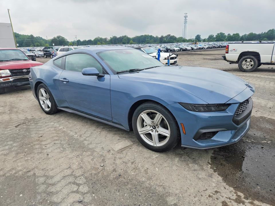 2026 Ford Mustang VIN 1FA6P8TH8T5114198 COPART salvage auction — WATER/FLOOD, Salvage Title, sold $550 on 2026-07-29 (photo 4)
