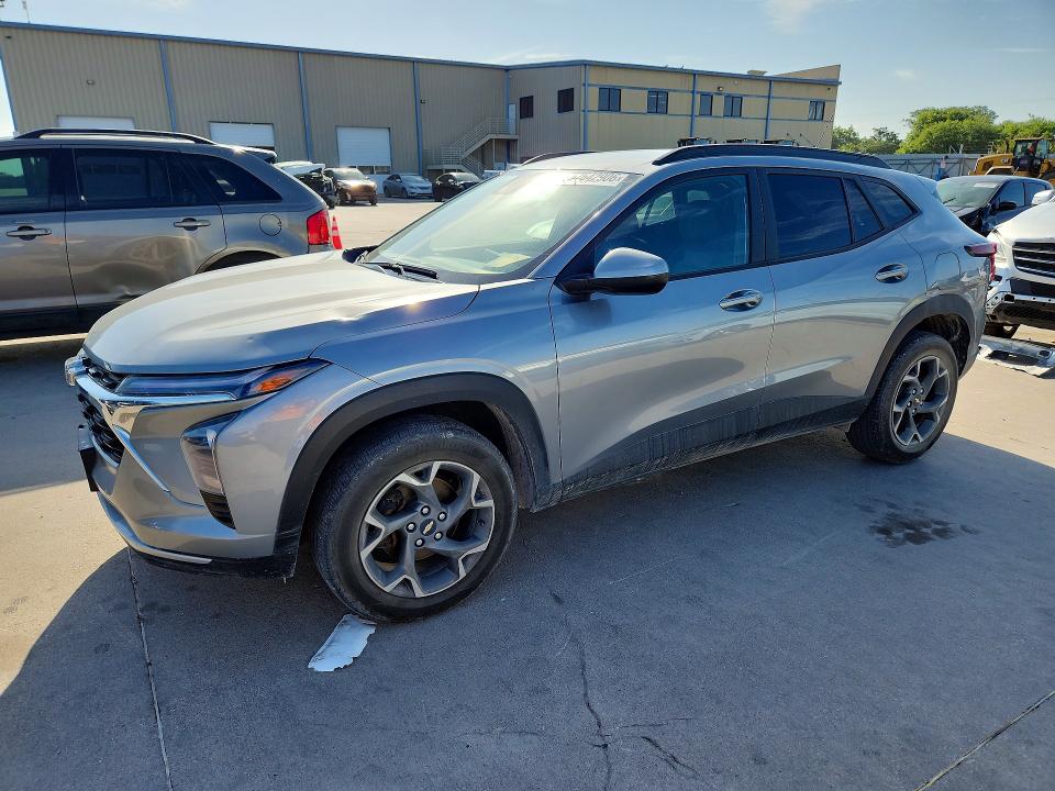 2025 Chevrolet Trax VIN KL77LHEP1SC092907 — COPART salvage auction photo