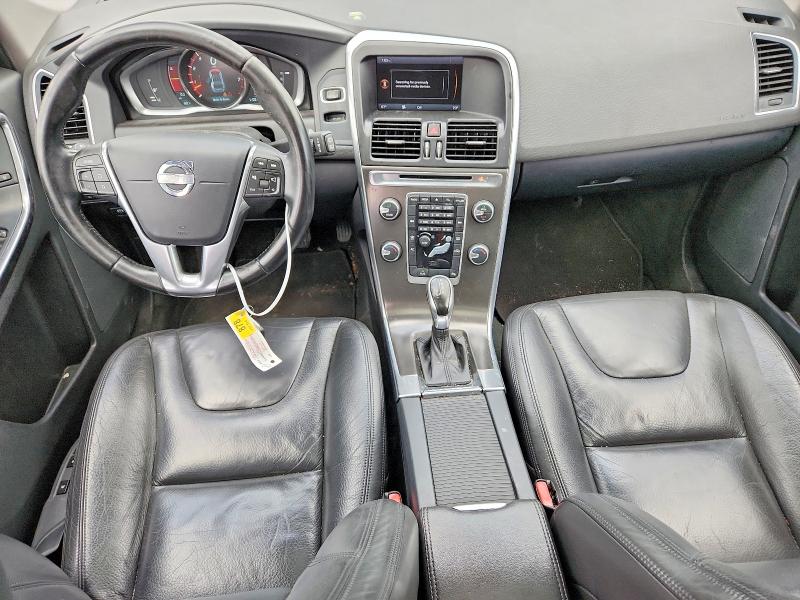 2014 Volvo VIN YV4940DLXE2516407 COPART salvage auction — FRONT END, In - Cert Of Title-Salvage Title, sold $225 on 2026-07-24 (photo 8)