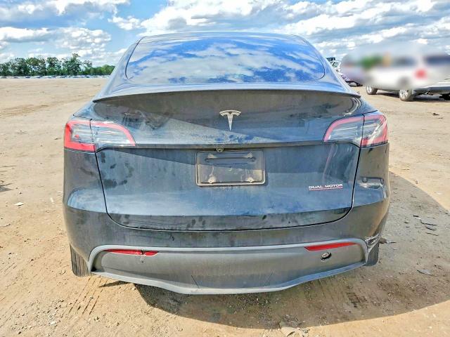 2025 Tesla Model y VIN 7SAYGDEF3SA343294 COPART salvage auction — FRONT END, Va - Cert Of Title - Salvage, sold $21,300 on 2026-07-22 (photo 6)