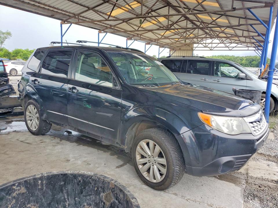 2013 Subaru VIN JF2SHADC0DH432267 COPART salvage auction — REAR END, GA - CERT OF TITLE-SALVAGE, sold $425 on 2026-07-30 (photo 4)