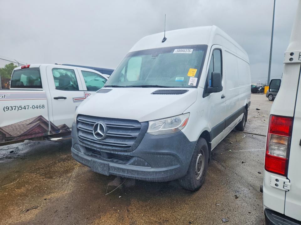 2021 Mercedes-benz Sprinter VIN W1Y40CHY1MT059569 COPART salvage auction — MINOR DENT/SCRATCHES, Wv - Certificate Of Title, sold $8,100 on 2026-07-29 (photo 1)