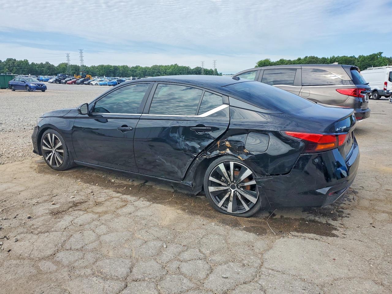 2019 Nissan Altima VIN 1N4BL4CV9KC165065 COPART salvage auction — Rear End, TN - SALVAGE CERTIFICATE, sold $2,800 on 2026-07-09 (photo 2)
