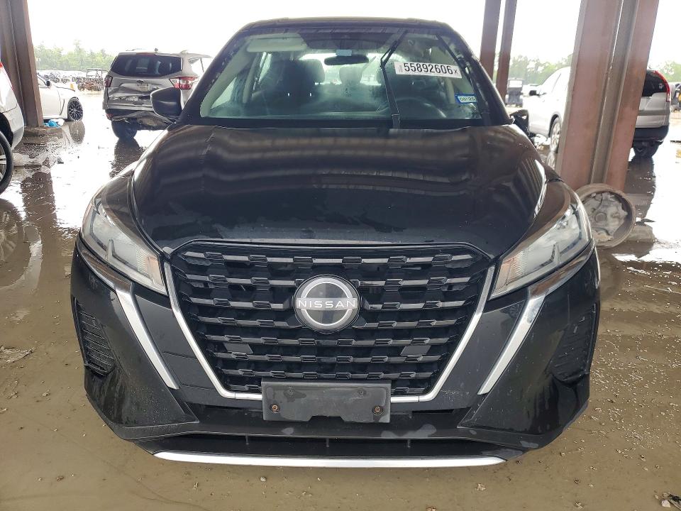 2022 Nissan Kicks VIN 3N1CP5BV7NL522085 COPART salvage auction — SIDE, Tx - Salvage Vehicle Title, sold $3,050 on 2026-07-02 (photo 5)