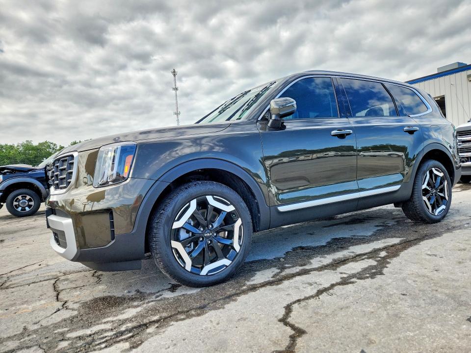 2025 Kia Telluride VIN 5XYP6DGC9SG656246 COPART salvage auction — HAIL, Mo - Salvage Certificate Of Title, sold $175 on 2026-07-29 (photo 1)