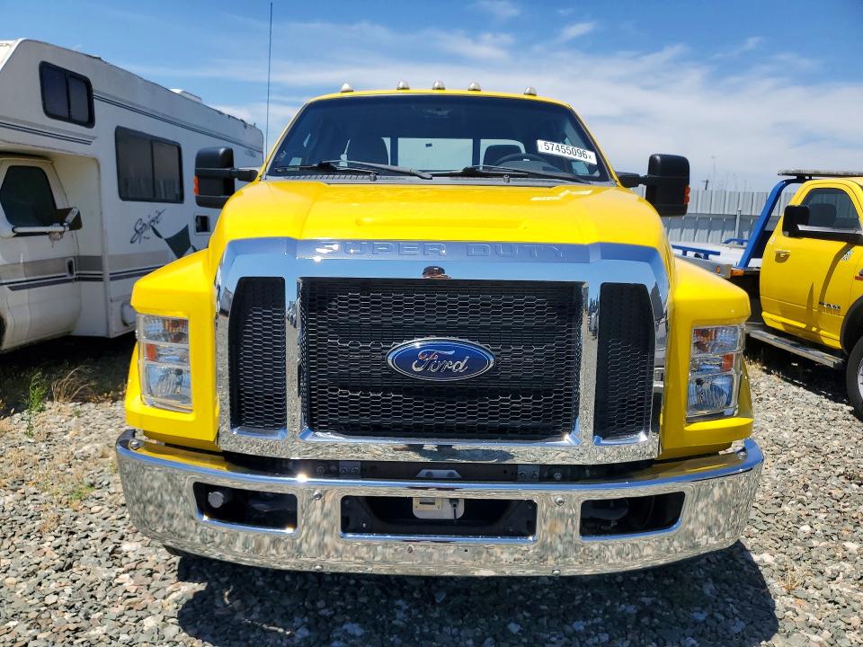 2019 Ford F650-f750 VIN 1FDWX6DCXKDF02356 COPART salvage auction — SIDE, Ca - Dis/Dlr/Exp Only Clean Title (P), sold $22,100 on 2026-07-06 (photo 5)