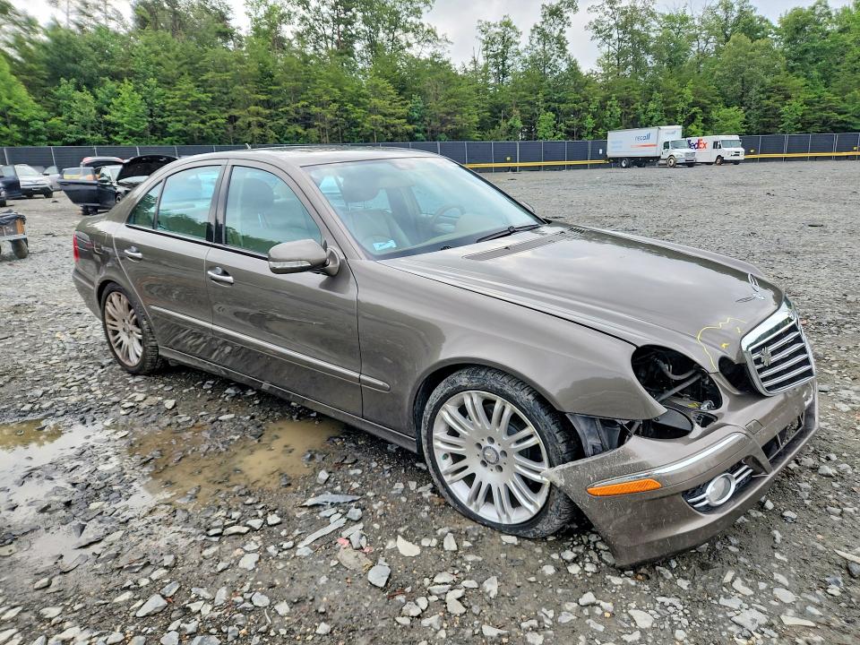 2008 Mercedes-benz E-klasse VIN WDBUF56X88B202455 COPART salvage auction — FRONT END, MD - CERT OF SALVAGE > 75% DAMAGE, sold $625 on 2026-07-31 (photo 4)