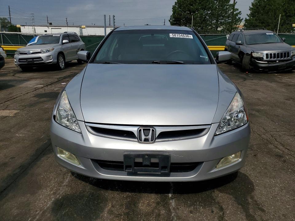 2007 Honda Accord VIN 1HGCM56737A105916 COPART salvage auction — FRONT END, Co - Public - Salvage Title, sold $850 on 2026-07-28 (photo 5)