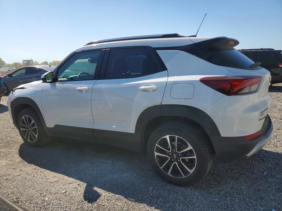 2025 Chevrolet Trailblazer VIN KL79MRSL1SB146192 COPART salvage auction — FRONT END, ON - PERMIT NO BRAND - UNFIT, sold $7,200 on 2026-07-28 (photo 2)